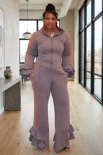 Athletic Elegant Ruffle Set