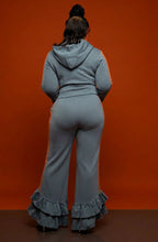 Athletic Elegant Ruffle Set